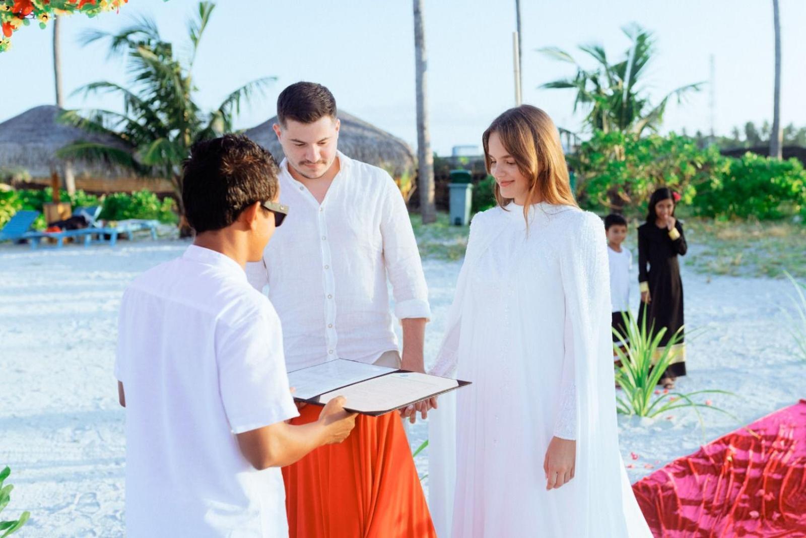 Wish Guesthouse Huraa Luaran gambar